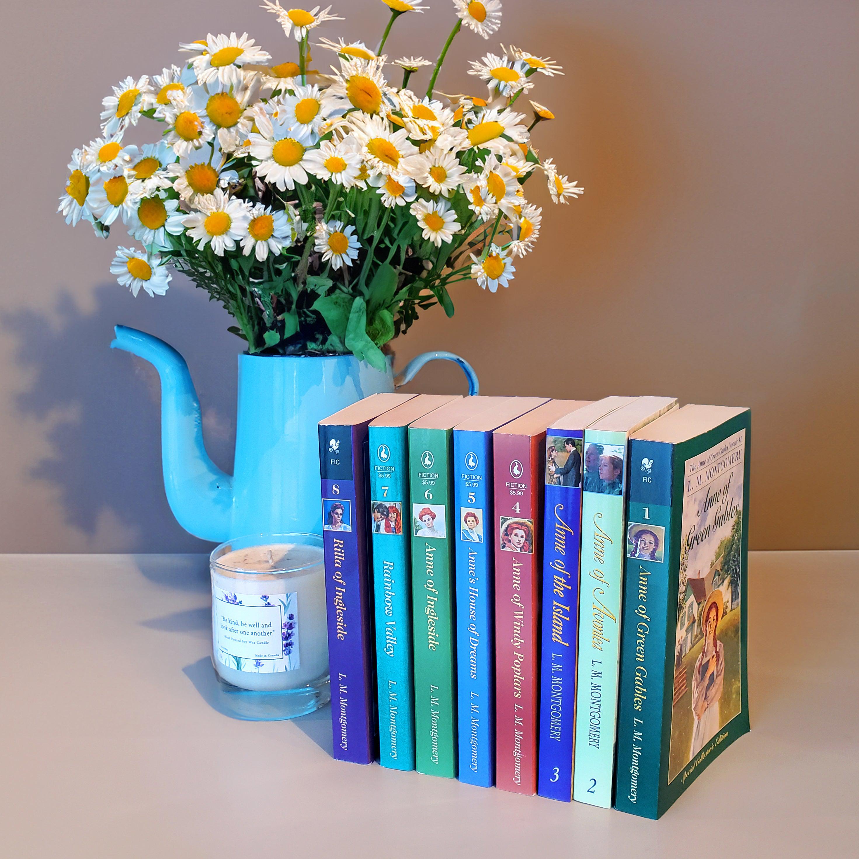 "Anne of Green Gables" 8 L.M. Montgomery Novel Collection