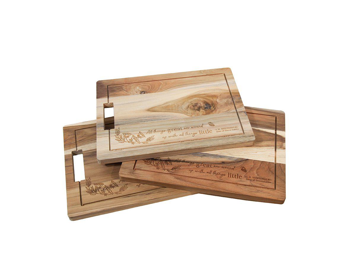 Engraved Cutting Board with "Anne of Green Gables" Quote