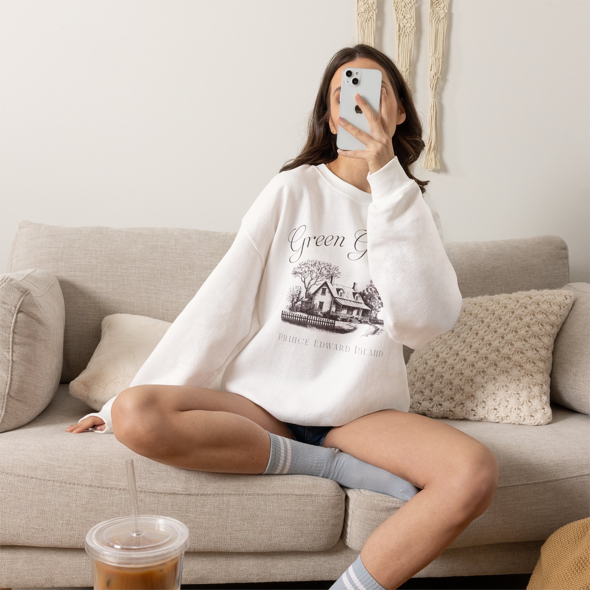 Vintage Green Gables Illustration Exclusive Sweatshirt