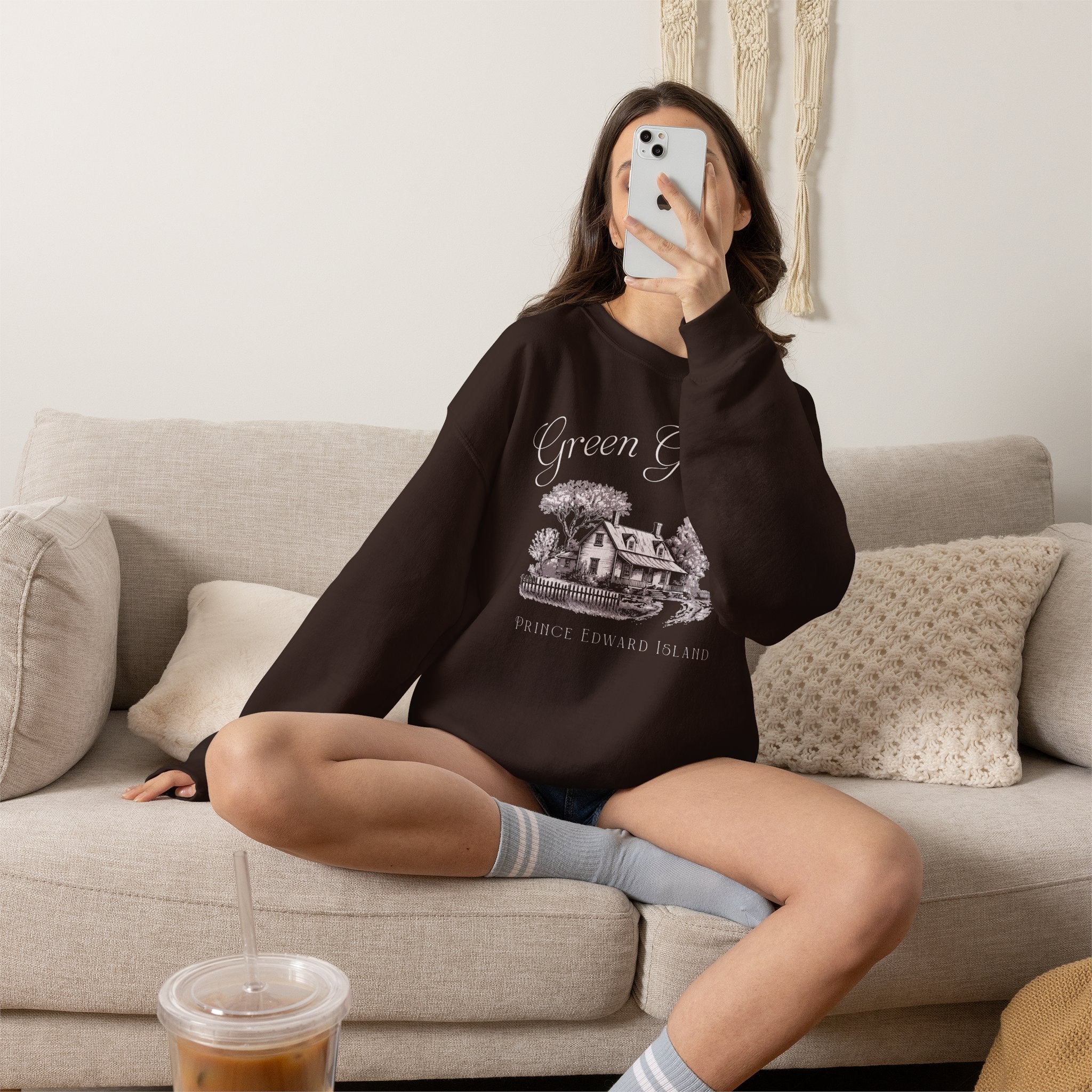 Vintage Green Gables Illustration Exclusive Sweatshirt