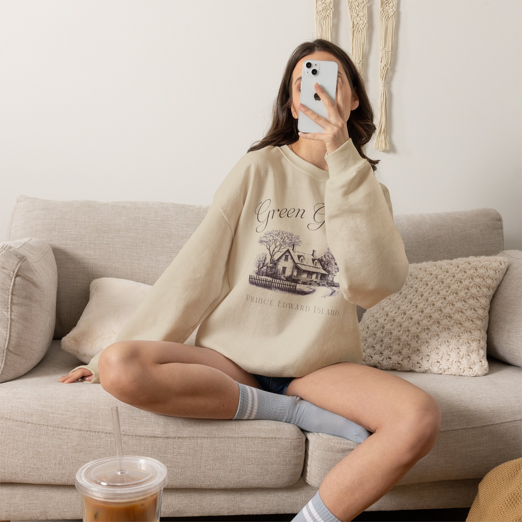 Vintage Green Gables Illustration Exclusive Sweatshirt