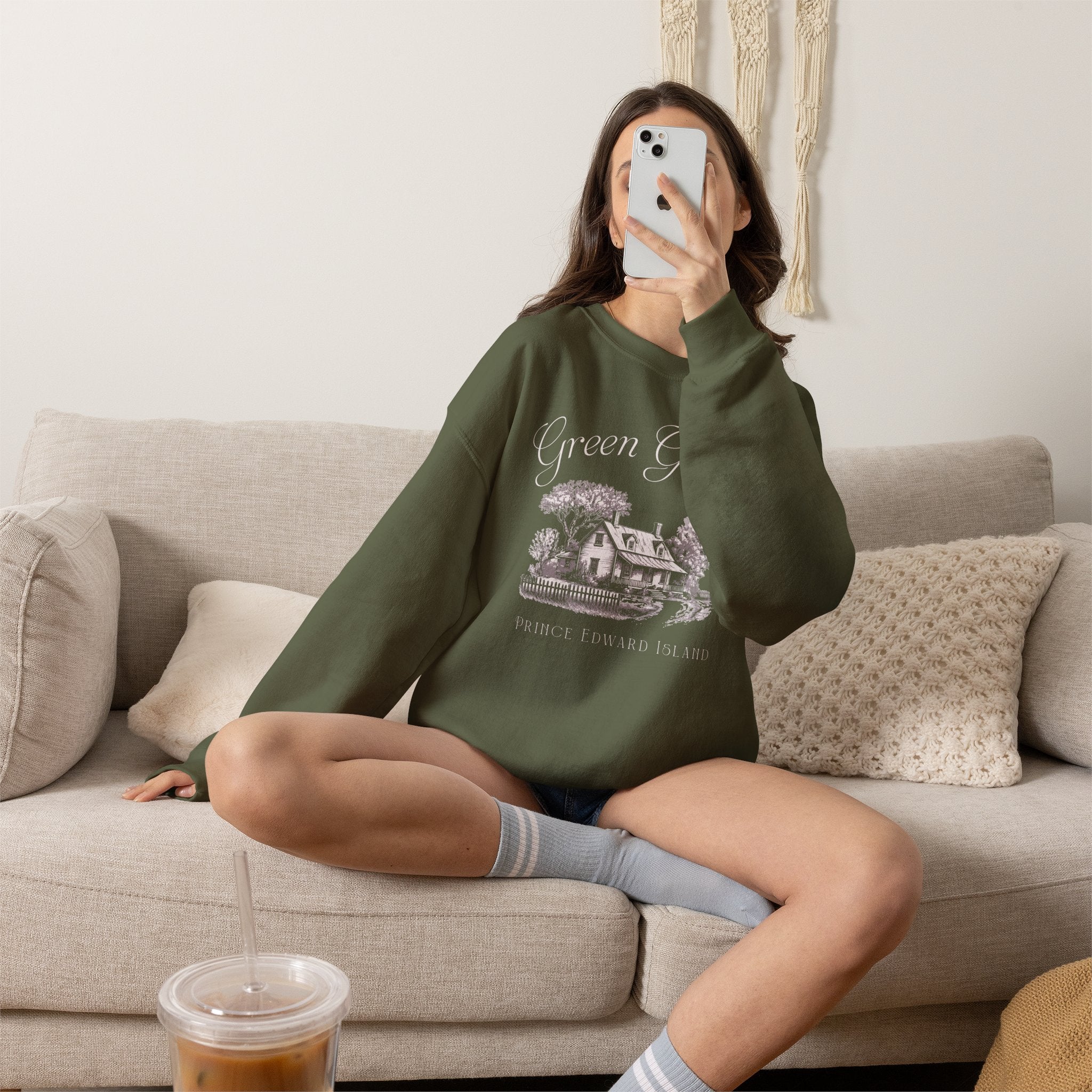 Vintage Green Gables Illustration Exclusive Sweatshirt