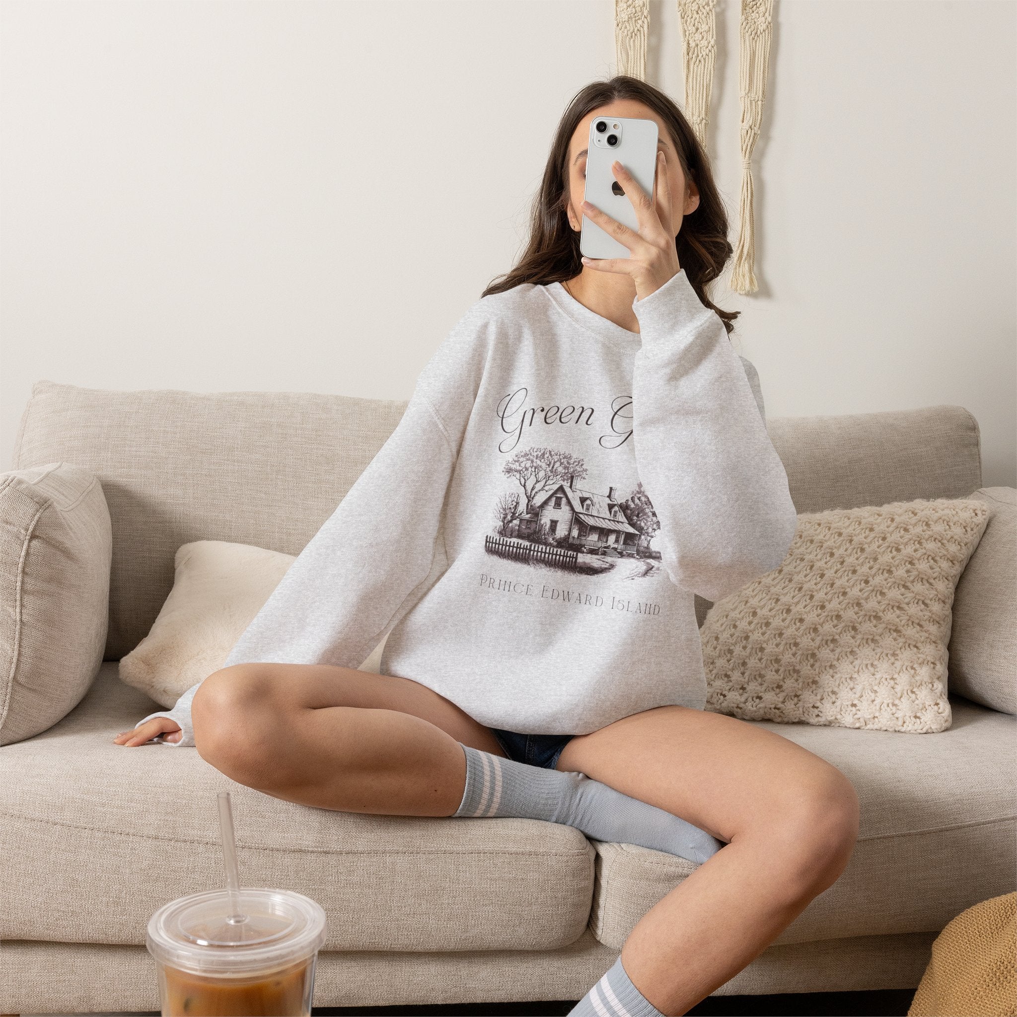 Vintage Green Gables Illustration Exclusive Sweatshirt