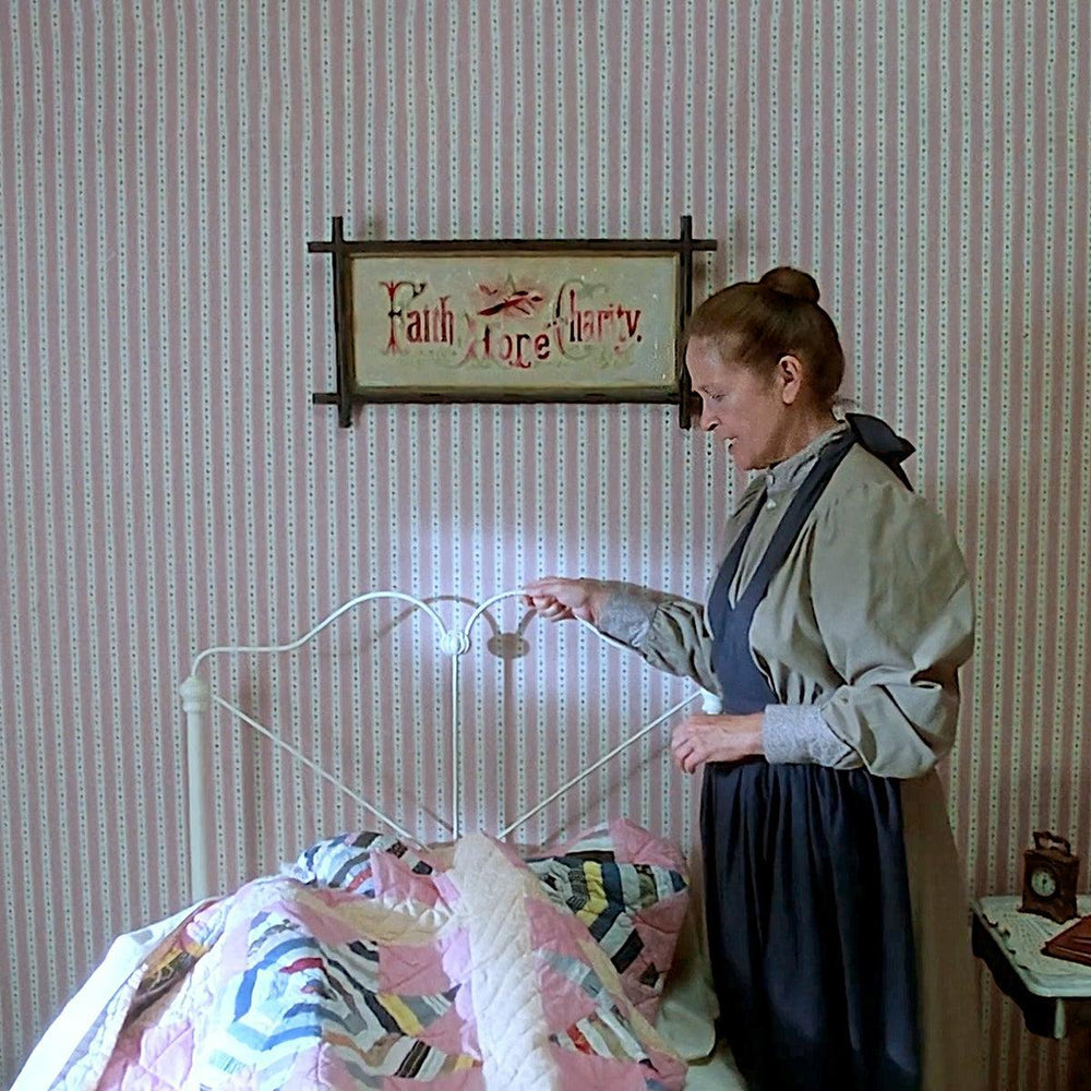 Anne's Bed Quilt Printed Quilted Blanket