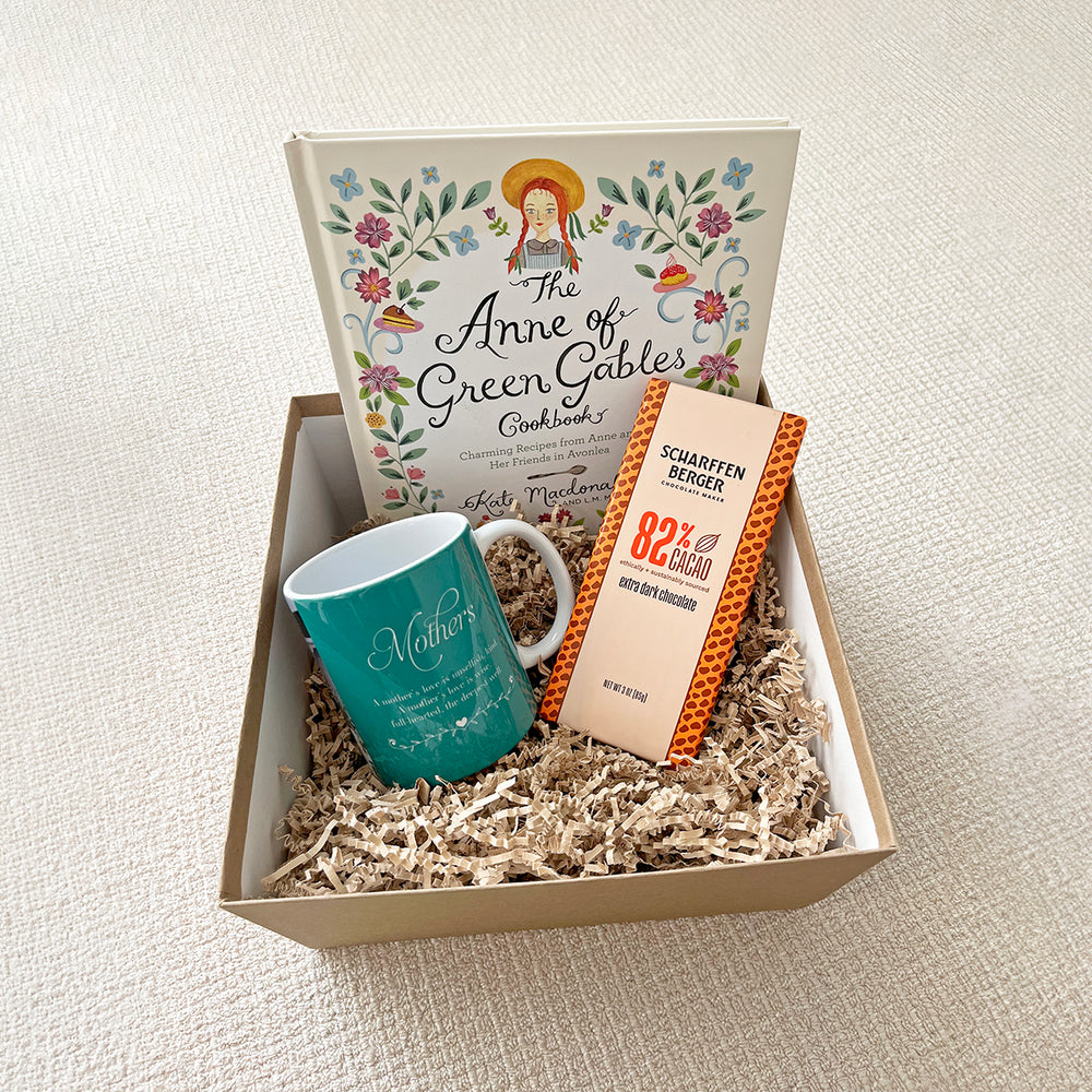 Cozy Mother's Day Gift Set